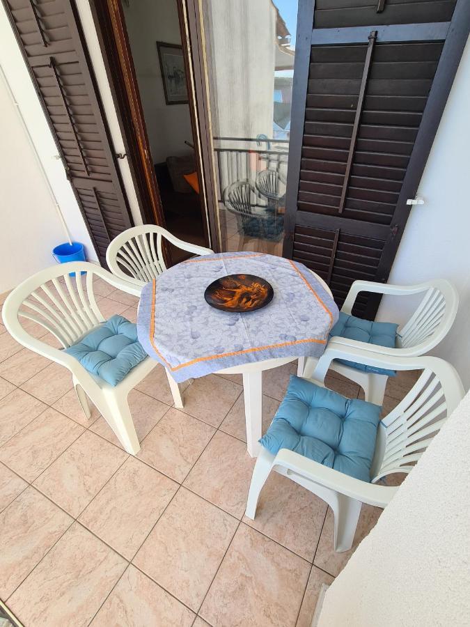 Apartment Danica Ljubač Dış mekan fotoğraf
